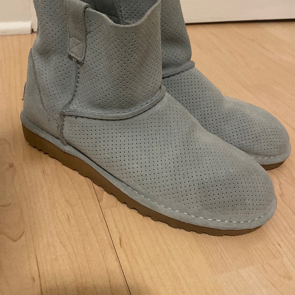 Rare Ugg booties!!!!